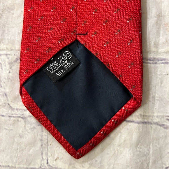 GELO HOUSE PARIS MENS 100% SILK PATTERN RED/BURGUNDY TIE - Picture 5 of 6